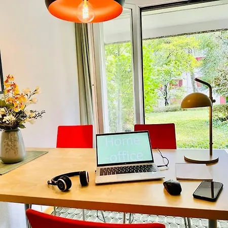 Apartamento Alpine With Ac, Garden Terrace And Much Privacy Zurique