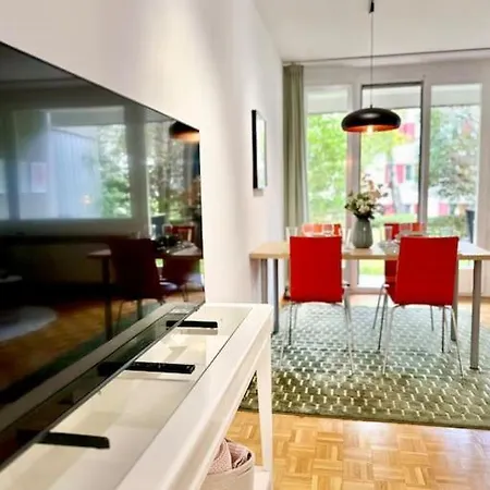 Alpine With Ac, Garden Terrace And Much Privacy Apartamento Zurique