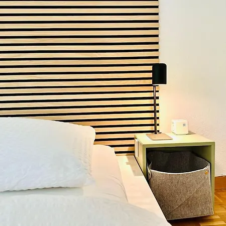 Apartamento Alpine With Ac, Garden Terrace And Much Privacy Zurique