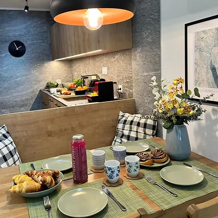 Alpine With Ac, Garden Terrace And Much Privacy Apartment