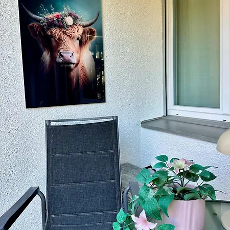 Alpine With Ac, Garden Terrace And Much Privacy Апартаменти Цюрих