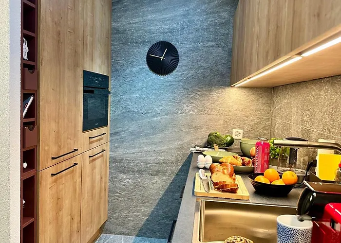 Alpine With Ac, Garden Terrace And Much Privacy *