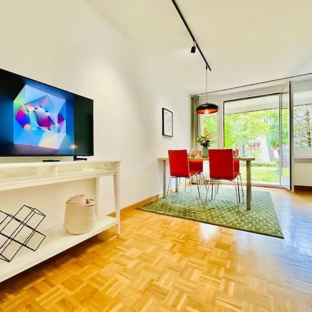 Alpine With Ac, Garden Terrace And Much Privacy * ציריך