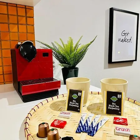 Alpine With Ac, Garden Terrace And Much Privacy דירה *