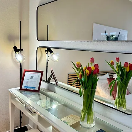 Alpine With Ac, Garden Terrace And Much Privacy *