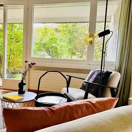 Alpine With Ac, Garden Terrace And Much Privacy Lägenhet *