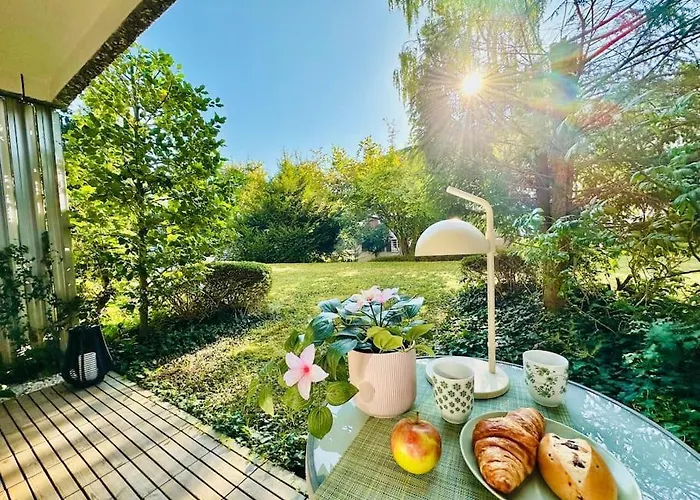 Alpine With Ac, Garden Terrace And Much Privacy *